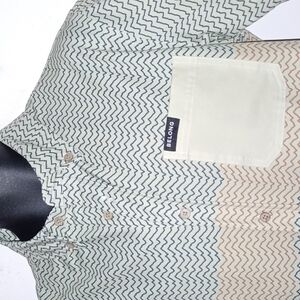 Belong DESIGNS Short Sleeve Shirt, L